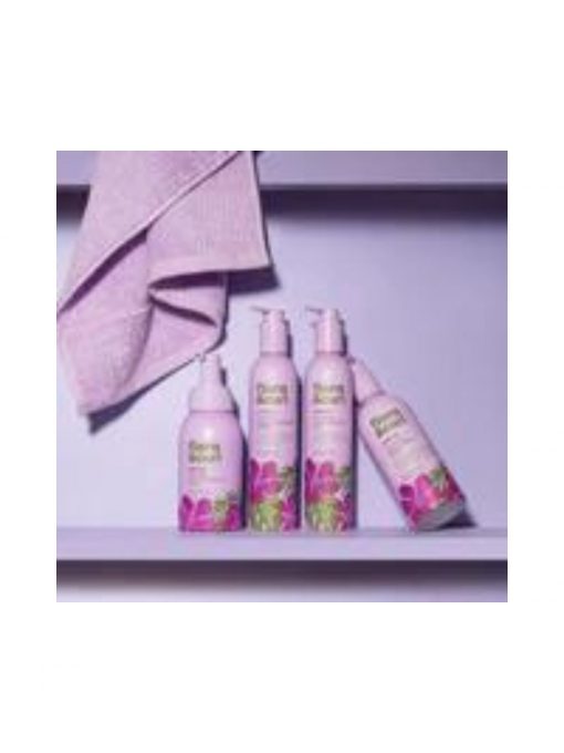 Flora & Curl Sweet Hibiscus Curl Volumizing Foam 300ml – Image 3