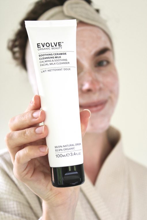 EVOLVE Soothing Ceramide Cleansing Milk - Image 2